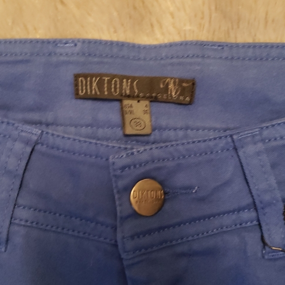 3 for $30. ❤ HP ❤ Diktons Barcelona Jeans - Picture 2 of 7